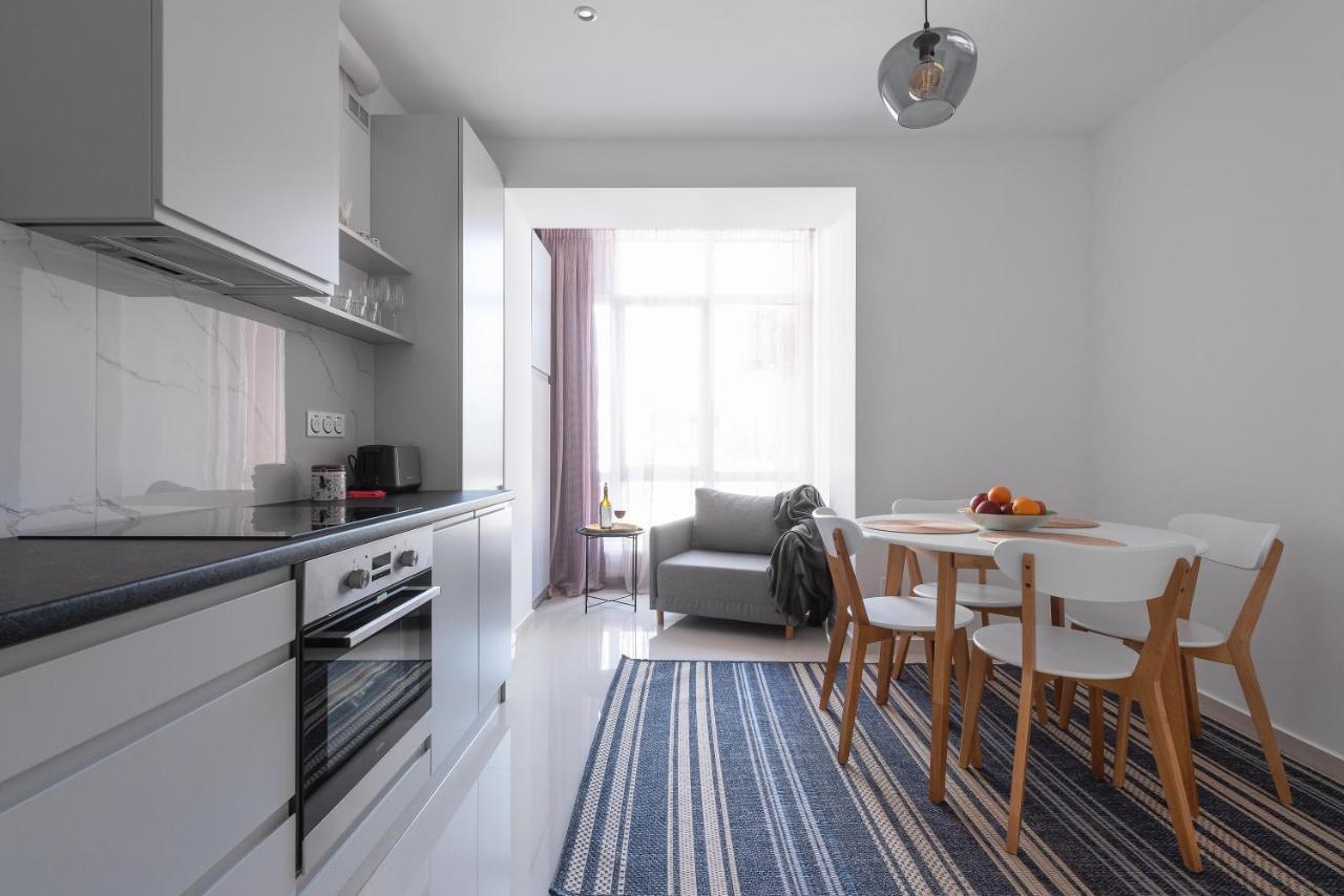 Luxury Apartment Slava Ukraini Ivano-Frankivsk Exterior photo