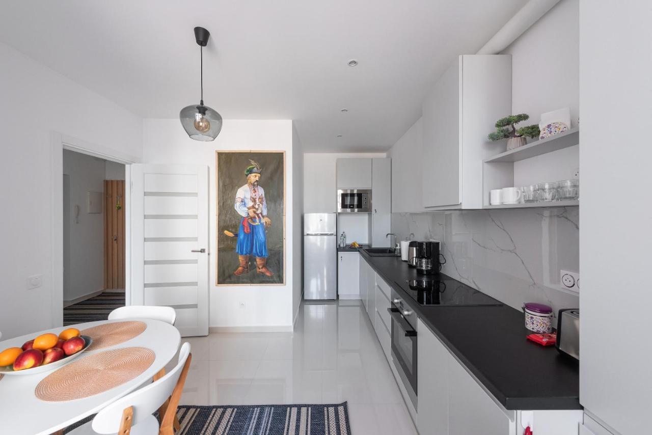 Luxury Apartment Slava Ukraini Ivano-Frankivsk Exterior photo