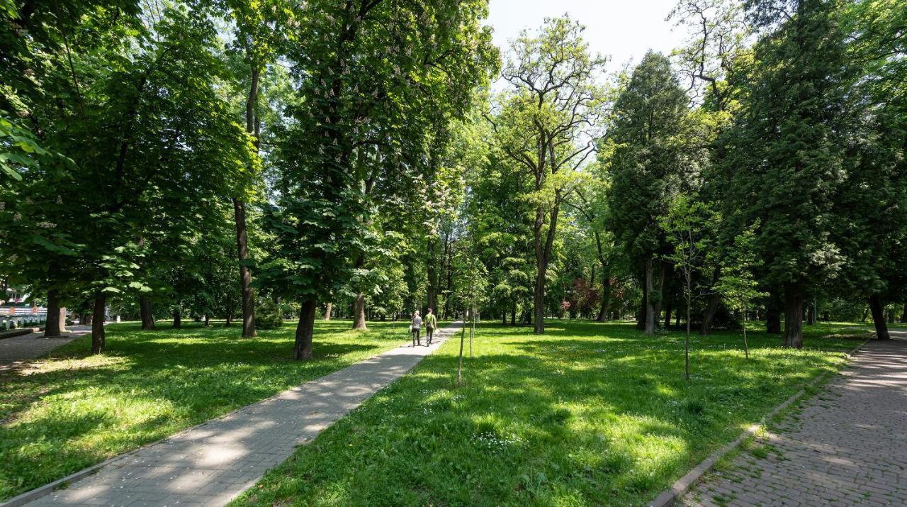 Luxury Apartment Slava Ukraini Ivano-Frankivsk Exterior photo